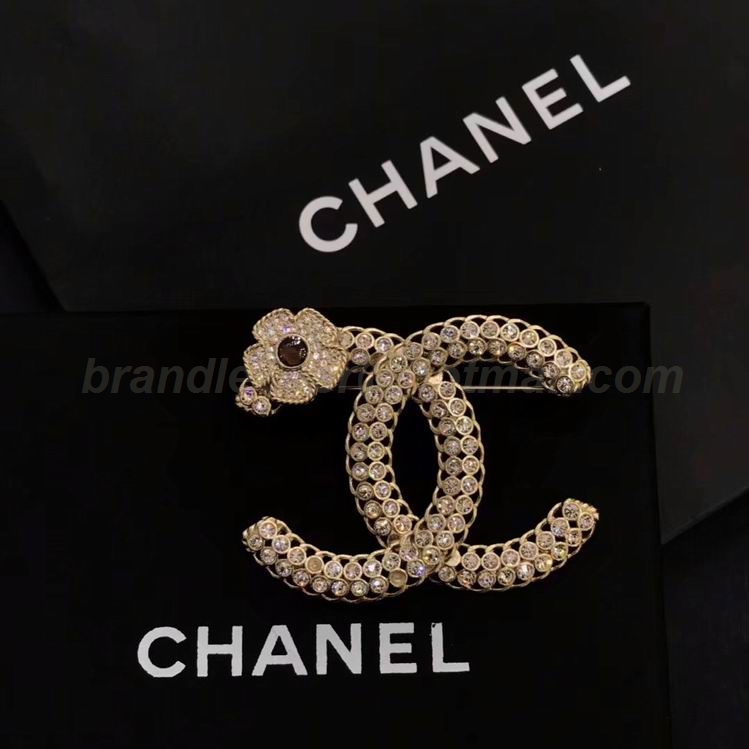 Chanel Brooch 110